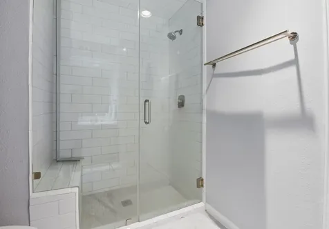 1011 Fountain View Drive Houston TX 77057
