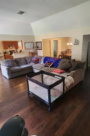 2014 Richmond Drive Richmond TX 77406