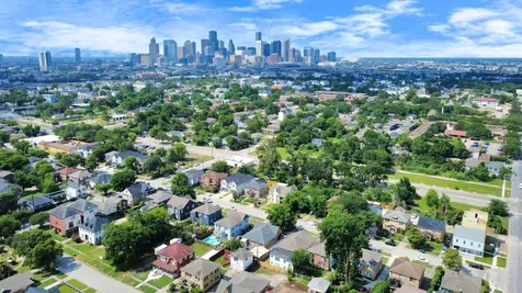 2902 Truxillo Street Houston TX 77004