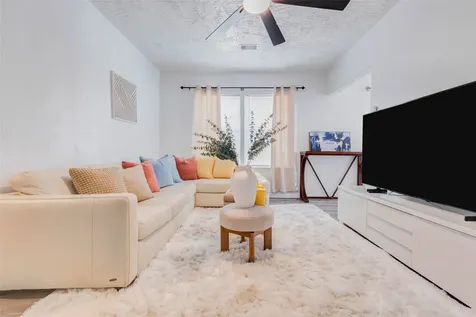 2902 Truxillo Street Houston TX 77004
