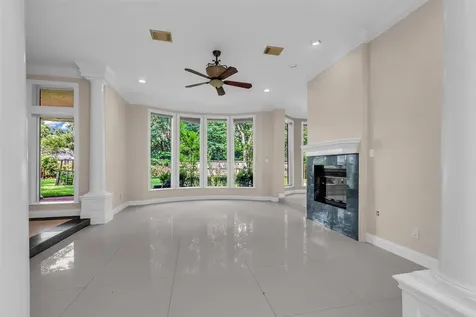 15511 Oaklawn Park Drive Houston TX 77069
