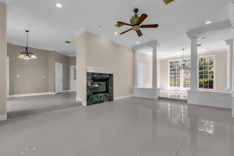 15511 Oaklawn Park Drive Houston TX 77069