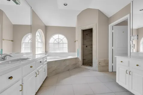15511 Oaklawn Park Drive Houston TX 77069