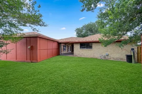 10122 Sageglow Drive Houston TX 77089