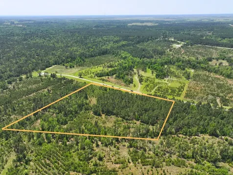 1 Lost Creek Road Lovelady TX 75851