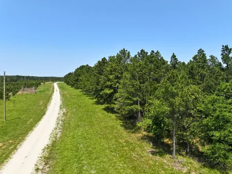 1 Lost Creek Road Lovelady TX 75851