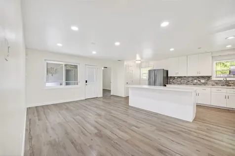 5822 Reamer Street Houston TX 77074