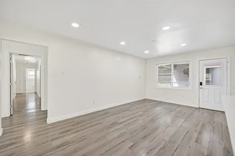 5822 Reamer Street Houston TX 77074