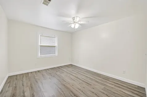 5822 Reamer Street Houston TX 77074