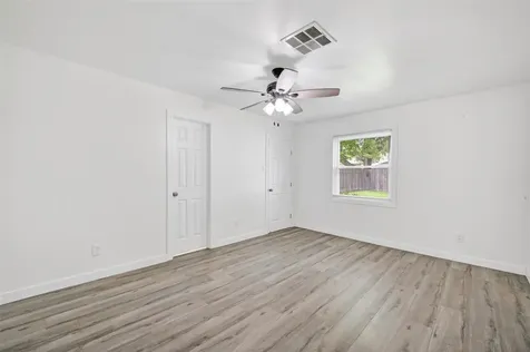5822 Reamer Street Houston TX 77074