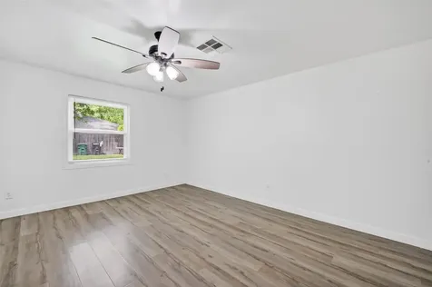 5822 Reamer Street Houston TX 77074