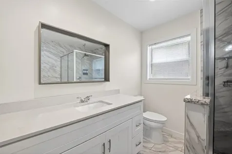 5822 Reamer Street Houston TX 77074
