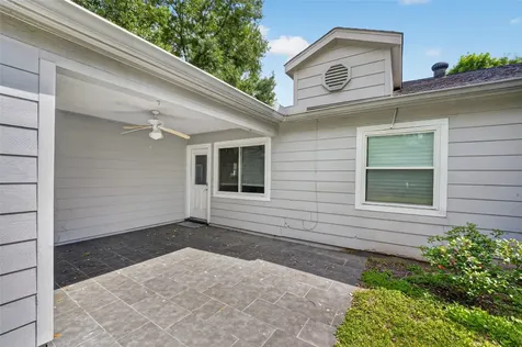 5822 Reamer Street Houston TX 77074