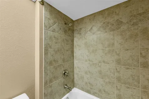 5220 Seawall Boulevard 332/333 Galveston TX 77551