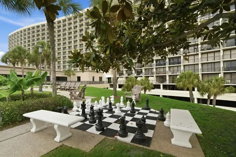 5220 Seawall Boulevard 332/333 Galveston TX 77551