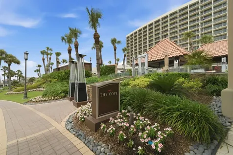5220 Seawall Boulevard 332/333 Galveston TX 77551