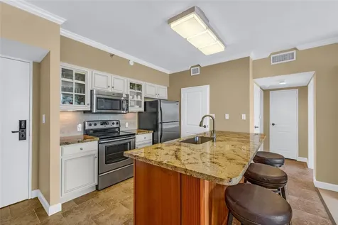 5220 Seawall Boulevard 332/333 Galveston TX 77551