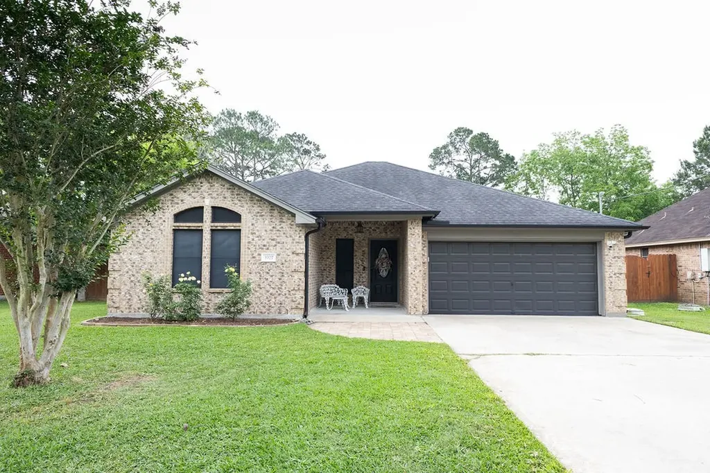 3907 Terry Street Santa Fe TX 77517