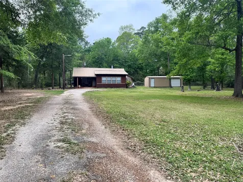 25881 Pine Oak Drive Hockley TX 77447