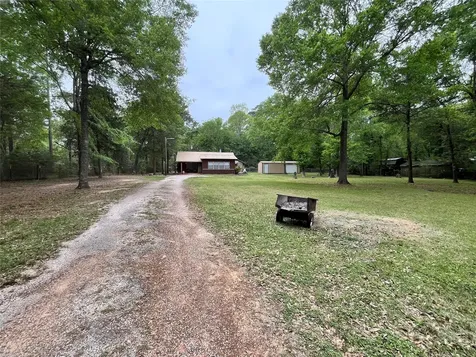 25881 Pine Oak Drive Hockley TX 77447