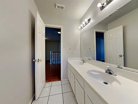 4703 Glasgow Drive Missouri City TX 77459