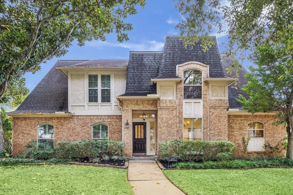 2526 Stephens Grant Drive Sugar Land TX 77479
