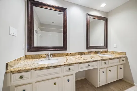 2526 Stephens Grant Drive Sugar Land TX 77479