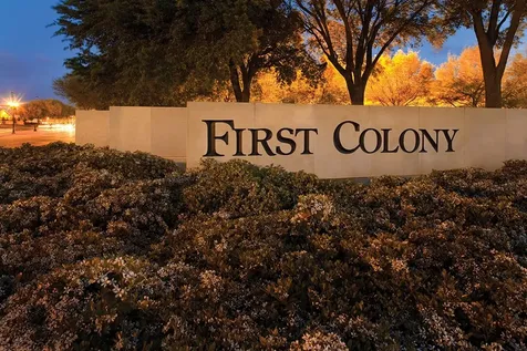 2526 Stephens Grant Drive Sugar Land TX 77479