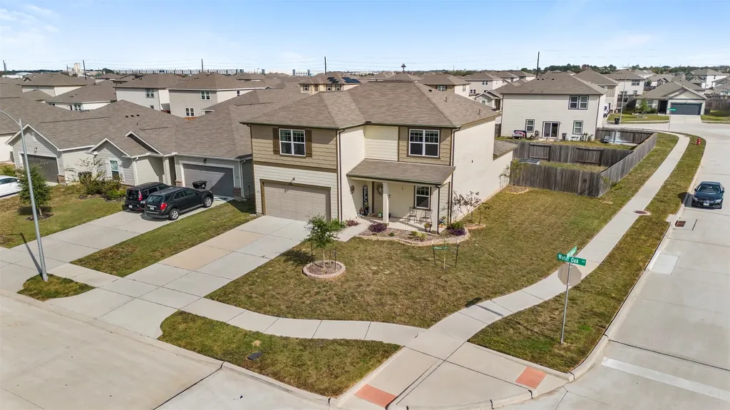 1081 Water Oak Lane Brookshire TX 77423