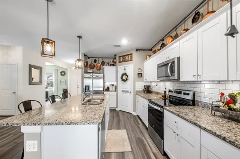 1081 Water Oak Lane Brookshire TX 77423
