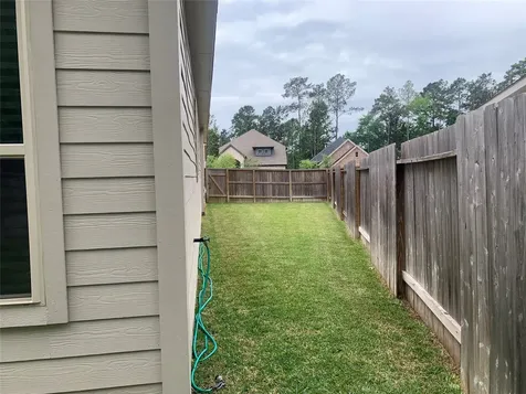 475 Glacier Pass Montgomery TX 77316