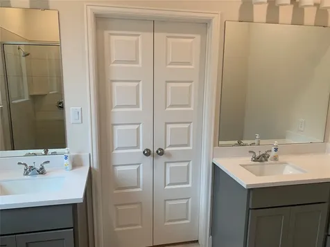 475 Glacier Pass Montgomery TX 77316