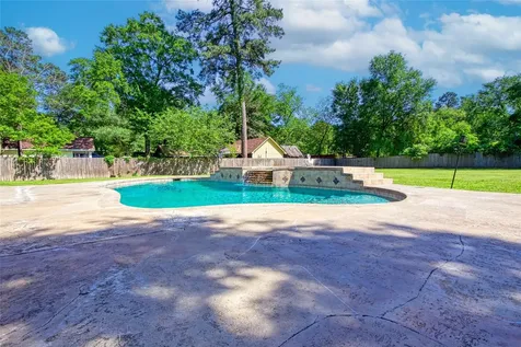 11207 Indian Trails Drive Tomball TX 77375