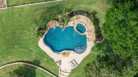 1542 Perfection Drive Montgomery TX 77316