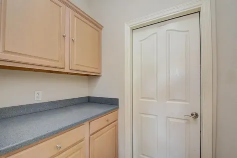 7511 S Linpar Court Houston TX 77040
