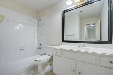 7511 S Linpar Court Houston TX 77040