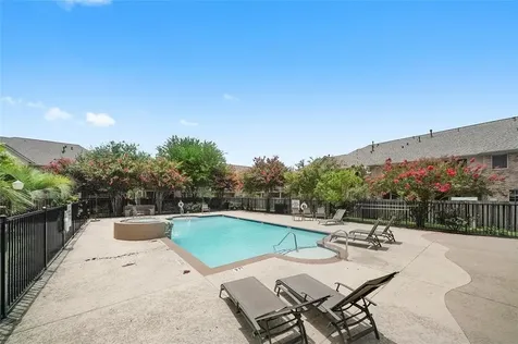 7511 S Linpar Court Houston TX 77040