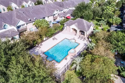 7511 S Linpar Court Houston TX 77040