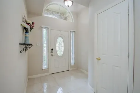7511 S Linpar Court Houston TX 77040