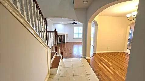 7511 S Linpar Court Houston TX 77040