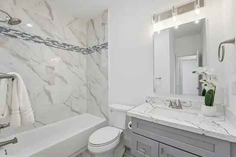 4025 A Vista Boulevard Galveston TX 77554