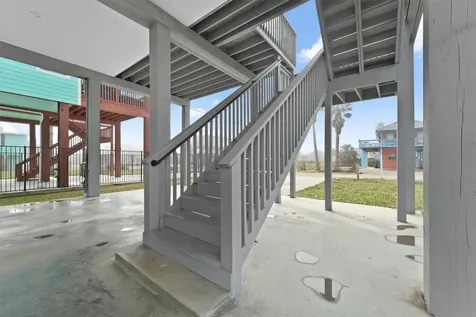 4025 A Vista Boulevard Galveston TX 77554
