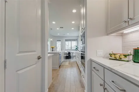 4322 Southpoint Way Fulshear TX 77441