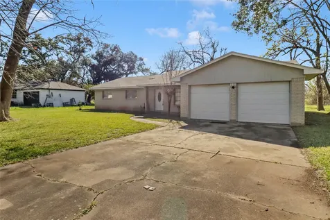 238 Sleepy Hollow Drive Lake Jackson TX 77566