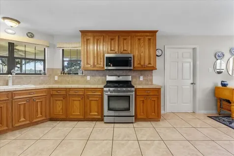 105 Canal Drive Friendswood TX 77546