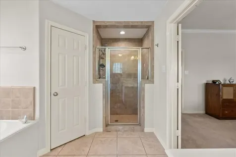 105 Canal Drive Friendswood TX 77546