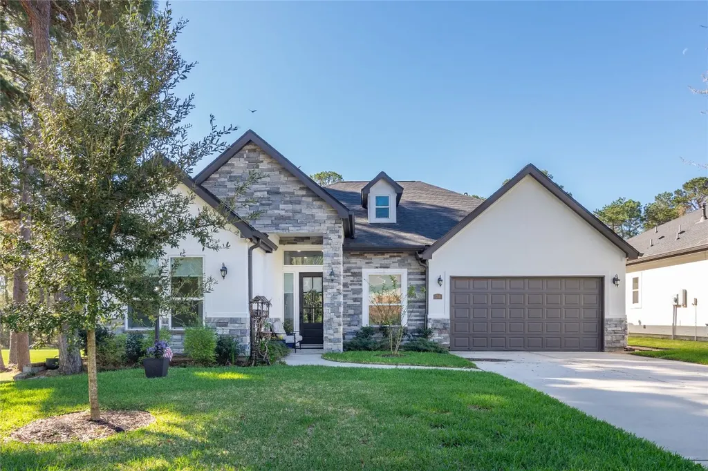 70 Highland Point Drive Montgomery TX 77356