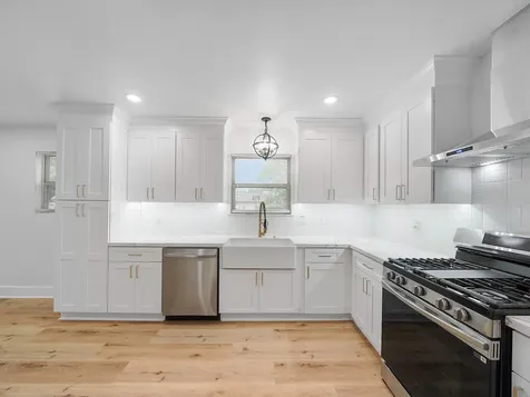 5203 Brookmeade Drive Houston TX 77045
