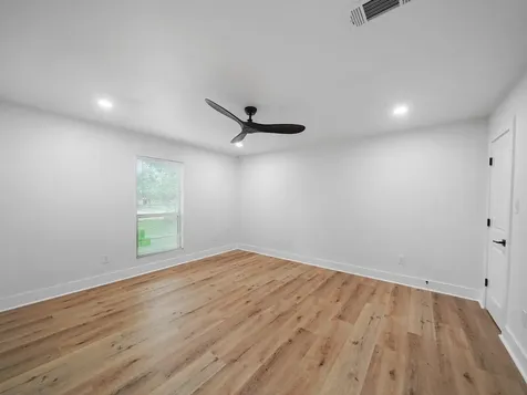 5203 Brookmeade Drive Houston TX 77045