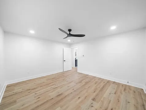 5203 Brookmeade Drive Houston TX 77045